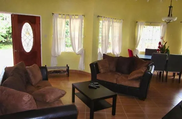 Valley Breeze Guest House Grenville