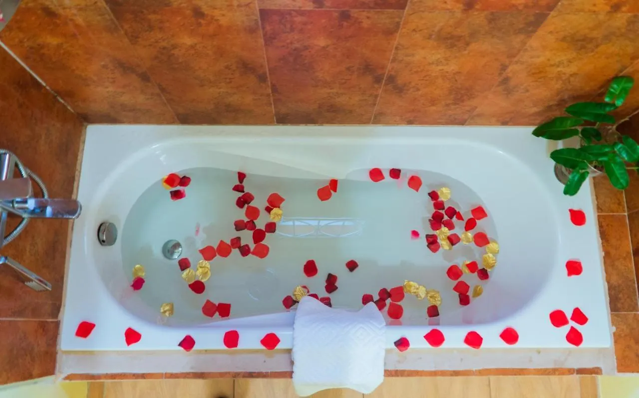 Valley Breeze Guest House St Andrew Grenada